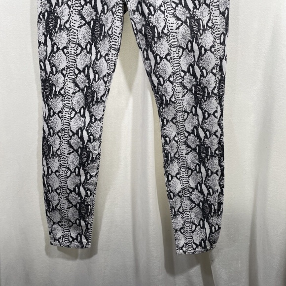 NWT FRAME [ 25 ] Ali Ultra High‎ Rise Python Cigarette Skinny Jeans - Picture 11 of 13